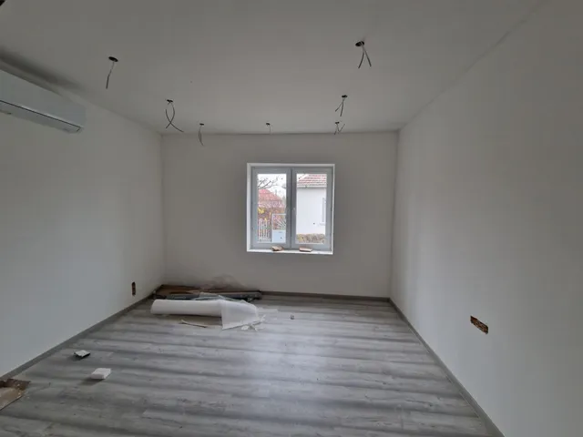 Eladó ház Szolnok, Pletykafalu 95 nm