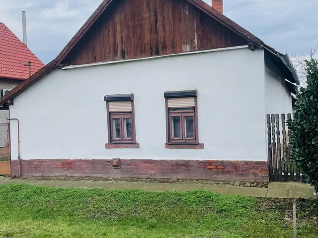 Eladó ház Rákóczifalva 62 nm