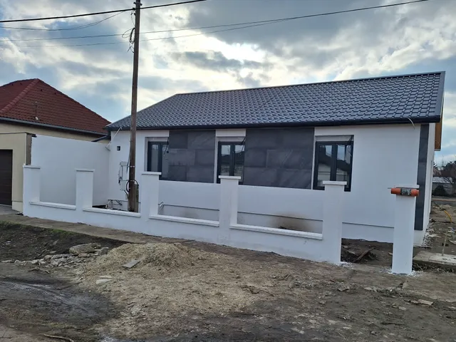 Eladó ház Szolnok 88 nm