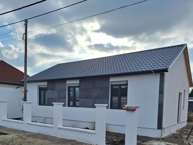 Eladó ház Szolnok 88 nm