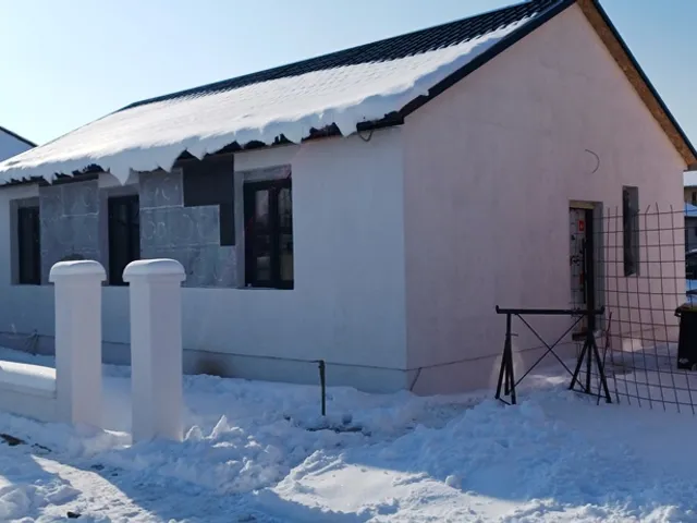 Eladó ház Szolnok, Tallinn 78 nm