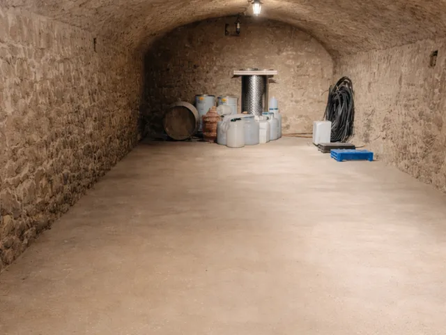 Eladó mezőgazdasági ingatlan Jászberény 80 nm