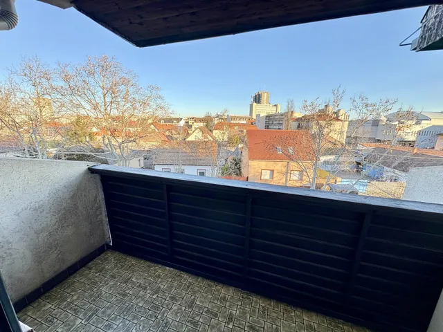 Eladó lakás Szolnok, Belváros 28 nm