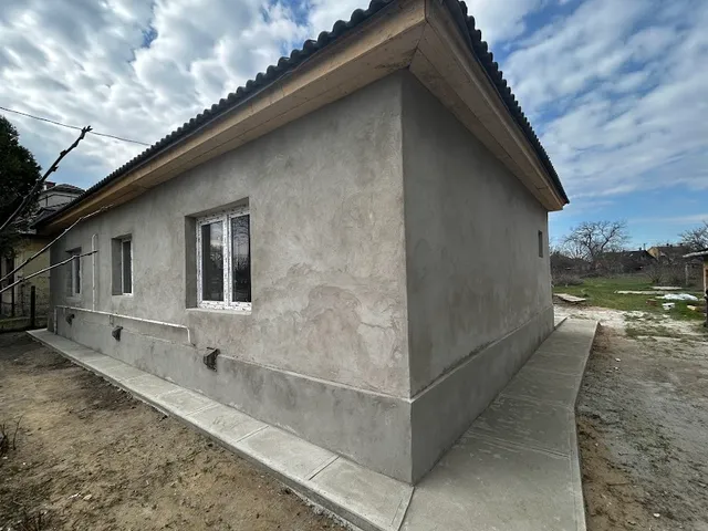 Eladó ház Újszász 80 nm