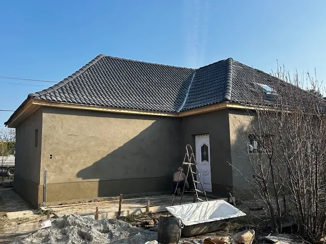 Eladó ház Újszász 80 nm