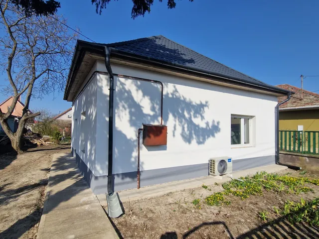 Eladó ház Martfű 70 nm