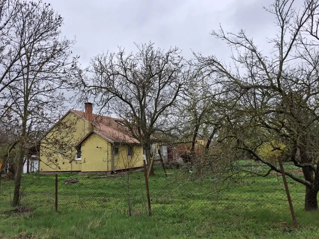 Eladó mezőgazdasági ingatlan Szolnok, Malomszeg 70 nm