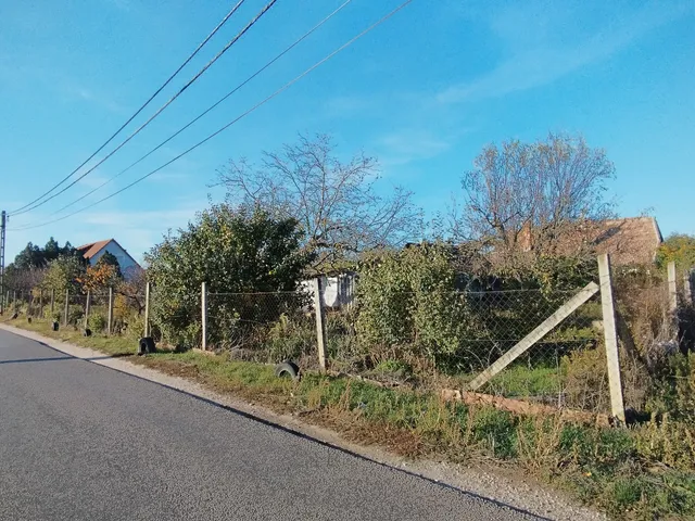 Eladó telek Szolnok, Szandaszőlős 713 nm
