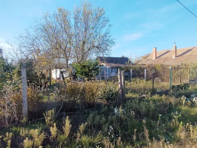 Eladó telek Szolnok, Szandaszőlős 713 nm