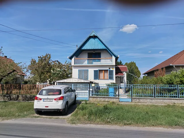 Eladó ház Tiszaföldvár, Homok 163 nm