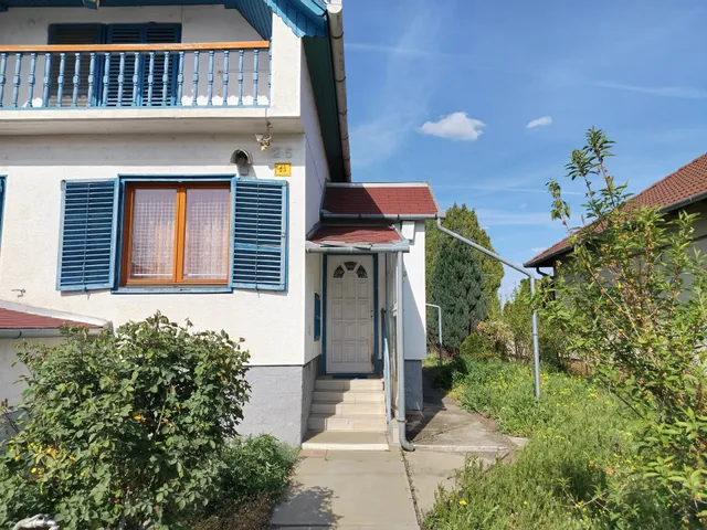 Eladó ház Tiszaföldvár, Homok 163 nm