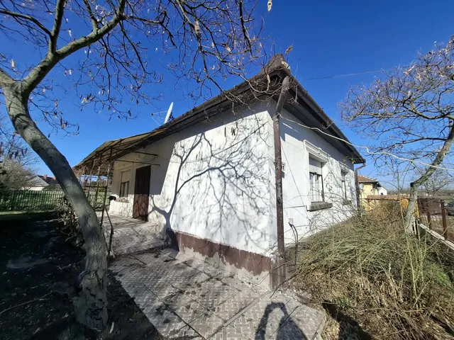Eladó ház Jászladány 82 nm