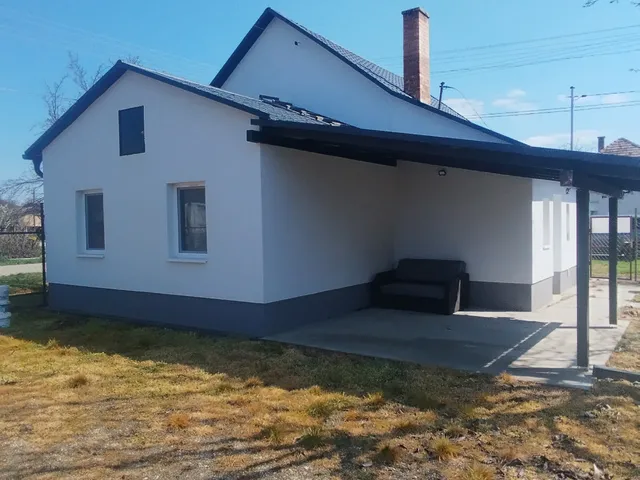 Eladó ház Tiszaföldvár 60 nm