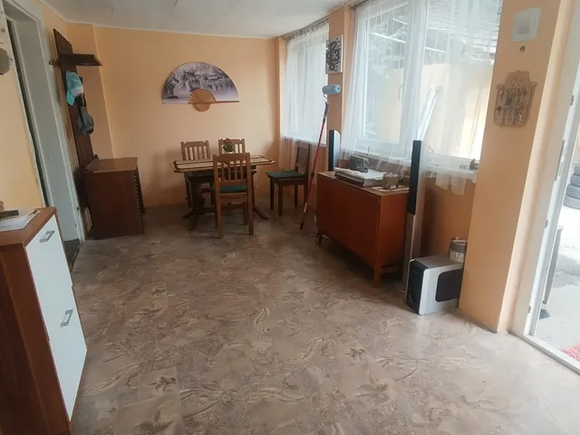 Eladó ház Szolnok, Déli városrész 70 nm