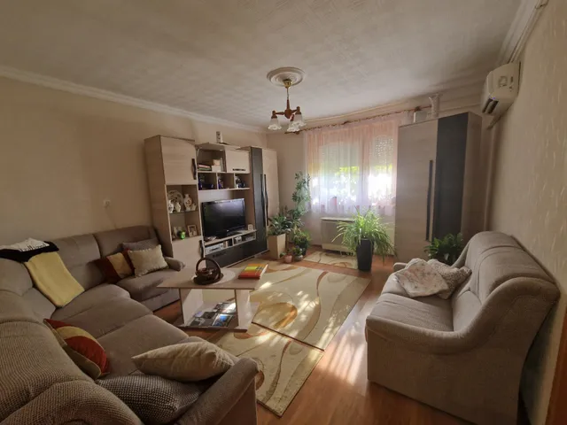 Eladó lakás Szolnok, Pletykafalu 70 nm