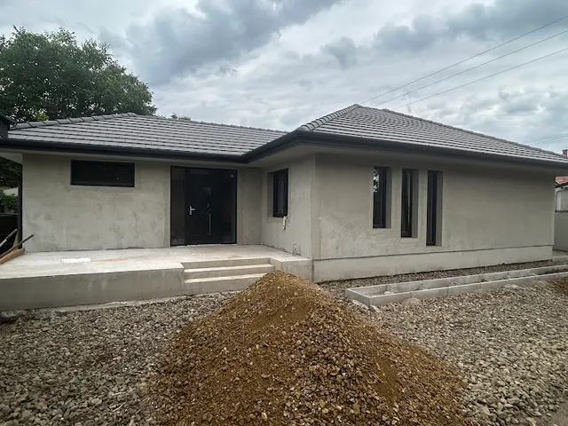Eladó ház Abony 80 nm