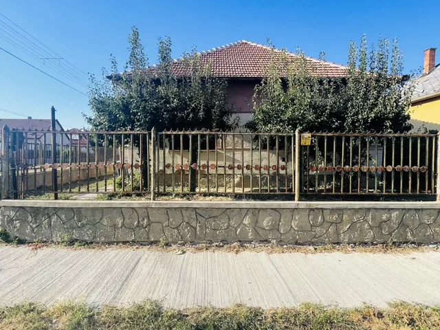 Eladó lakás Martfű 71 nm
