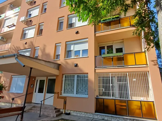 Eladó lakás Szolnok, Belváros 54 nm