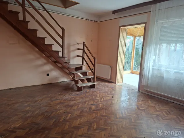 Eladó lakás Szolnok, Tallinn 82 nm
