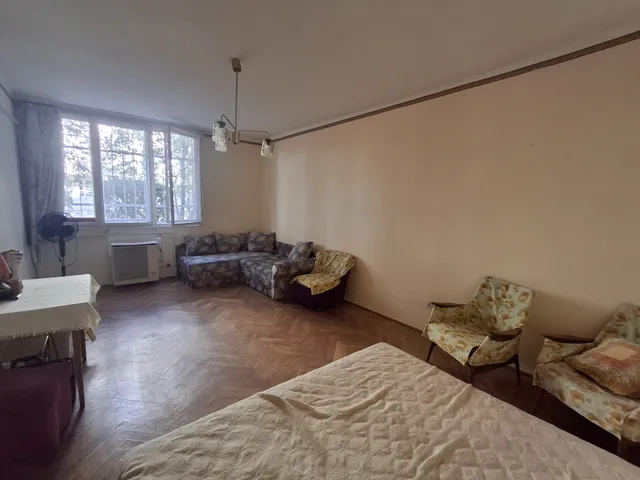 Eladó lakás Szolnok, Tallinn 42 nm