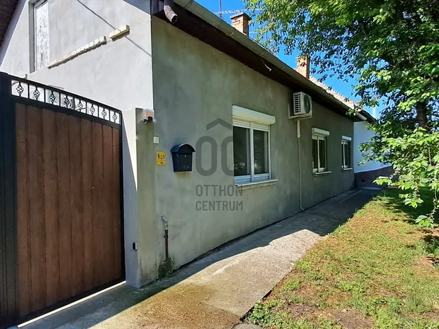 Eladó ház Makó 94 nm
