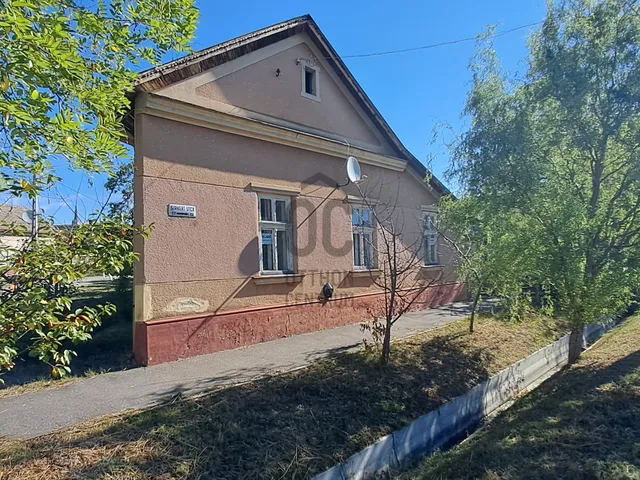 Eladó ház Makó, Újváros 130 nm
