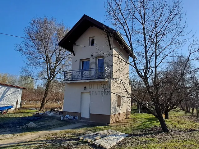 Eladó telek Makó 900 nm