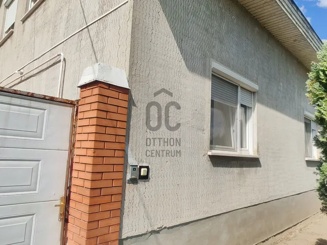 Eladó ház Makó, Újváros 227 nm