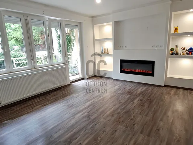 Eladó lakás Csanádpalota