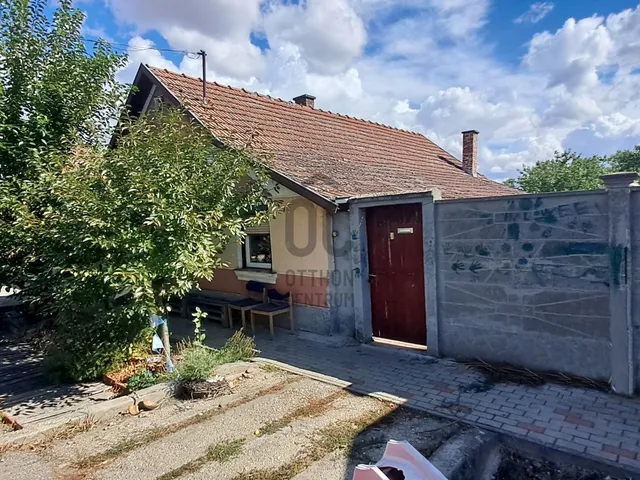 Eladó ház Makó 63 nm