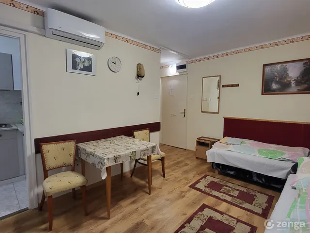 Eladó lakás Harkány, Fürdőtelep 29 nm