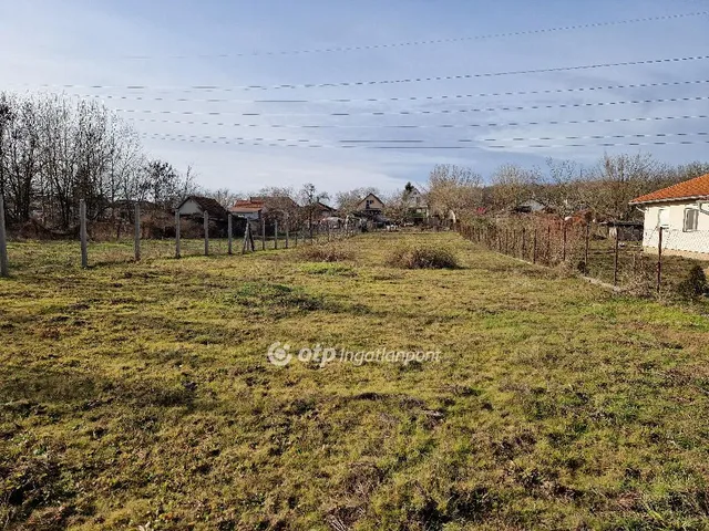 Eladó telek Debrecen, Júliatelep 950 nm