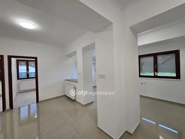 Eladó ház Kaba 79 nm