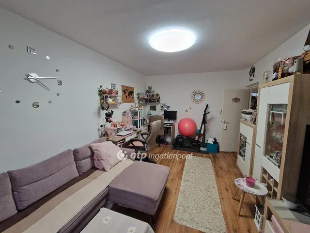 Eladó lakás Debrecen, Tócóskert 73 nm