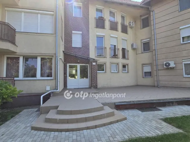 Eladó lakás Debrecen 30 nm