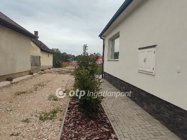 Eladó ház Balmazújváros 93 nm