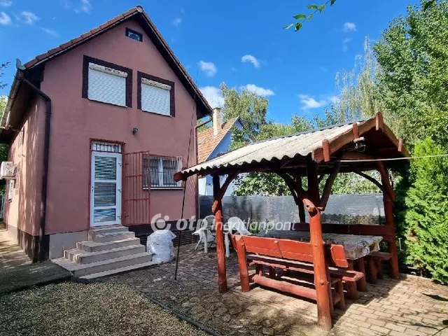 Eladó üdülő és hétvégi ház Hajdúszoboszló 78 nm