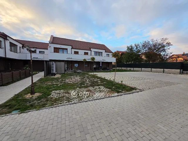 Eladó lakás Hajdúszoboszló 71 nm