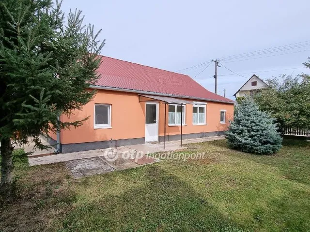 Eladó ház Nádudvar 70 nm