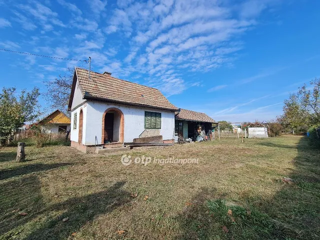 Eladó telek Hajdúszoboszló 1312 nm