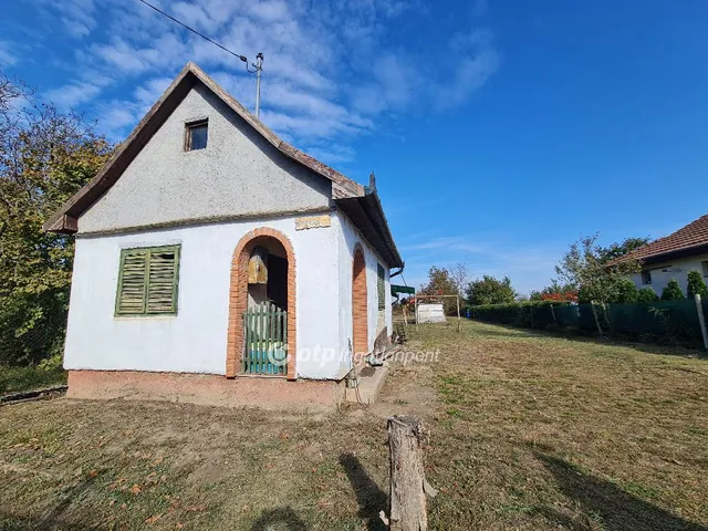 Eladó telek Hajdúszoboszló 1312 nm