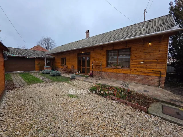 Eladó ház Hajdúböszörmény 82 nm