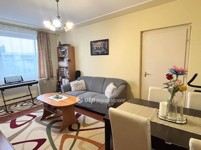 Eladó lakás Debrecen 71 nm