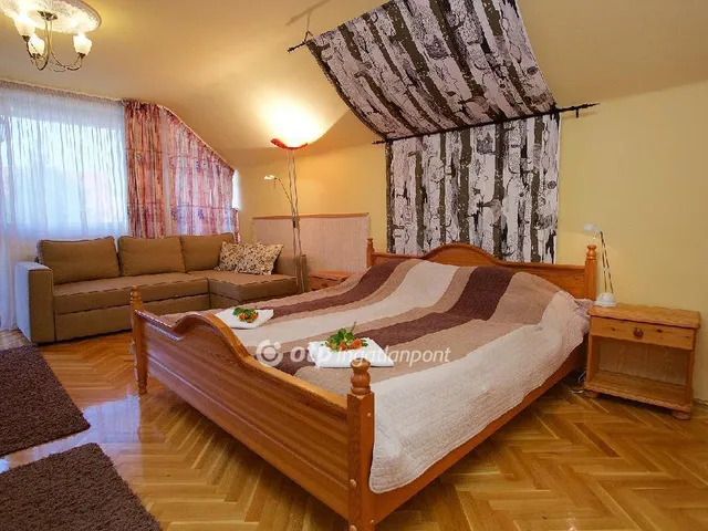 Eladó ház Hajdúszoboszló 290 nm