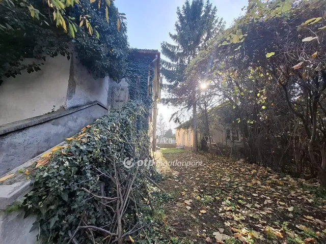 Eladó ház Biharkeresztes 250 nm