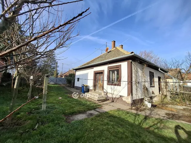 Eladó ház Bojt 64 nm