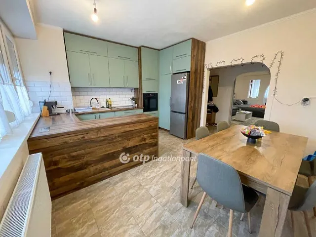 Eladó lakás Hajdúszoboszló 88 nm