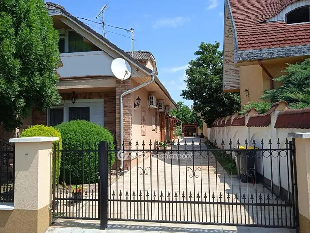 Eladó ház Hajdúszoboszló 290 nm