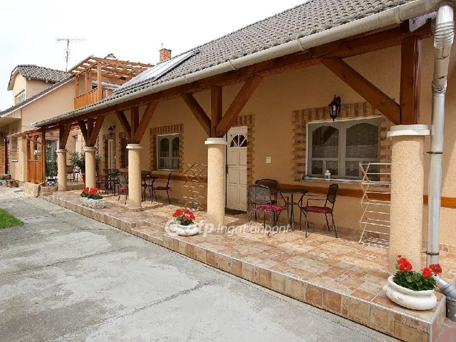 Eladó ház Hajdúszoboszló 290 nm