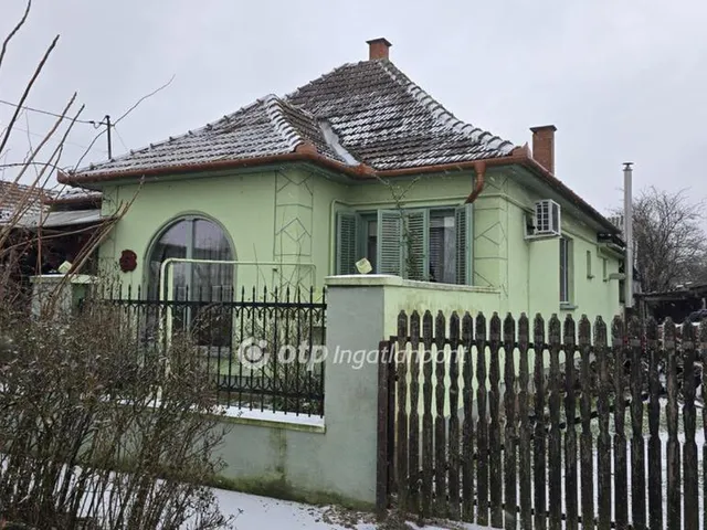 Eladó ház Kaba 90 nm